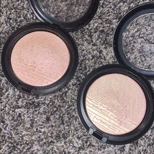 Mac cosmetics highlighters